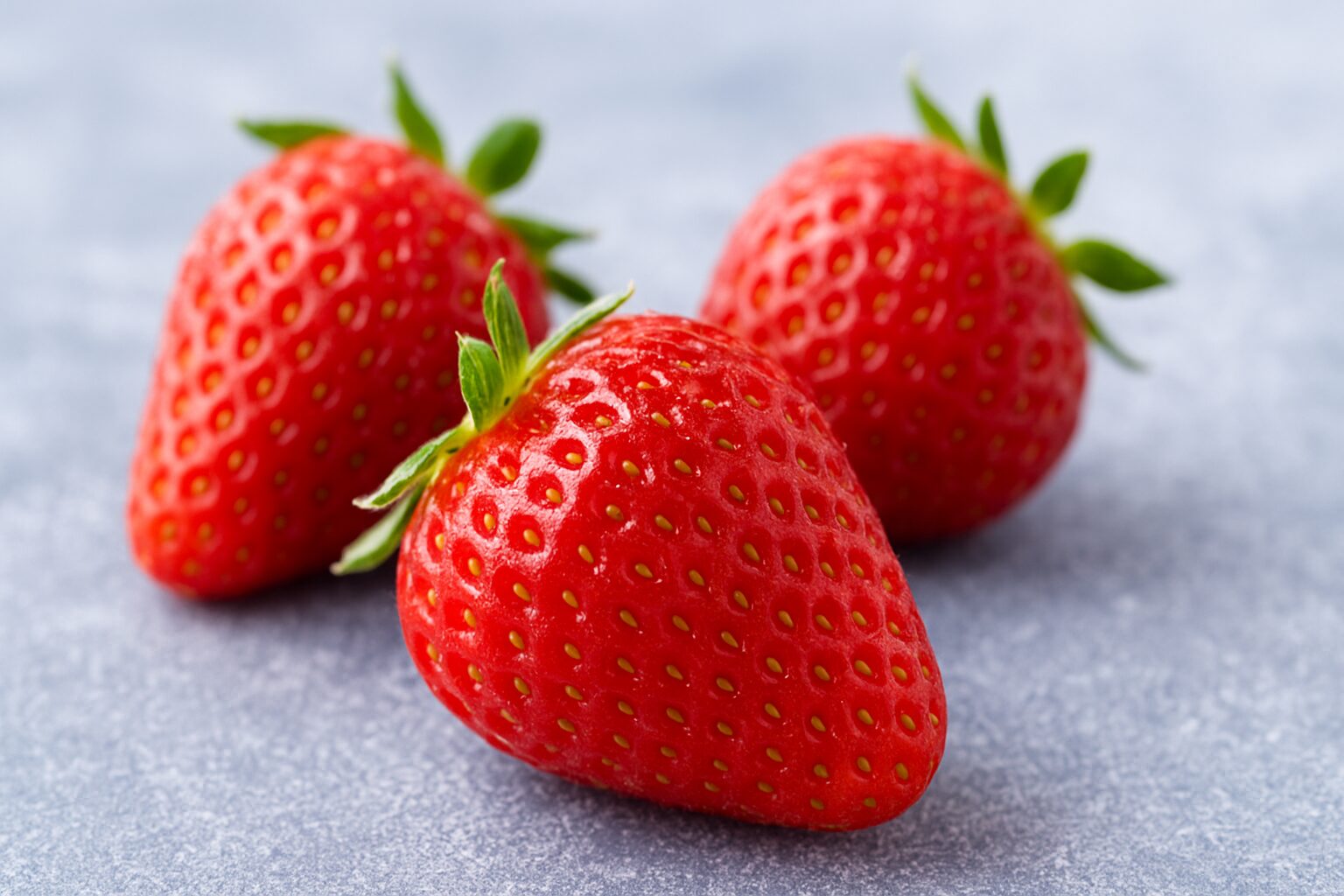 【よつぼし│希少苺】市場流通1％・旬の時期│南野陽子さんも絶賛